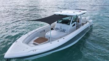 Boston Whaler 370 OUTRAGE Occasion de 2015